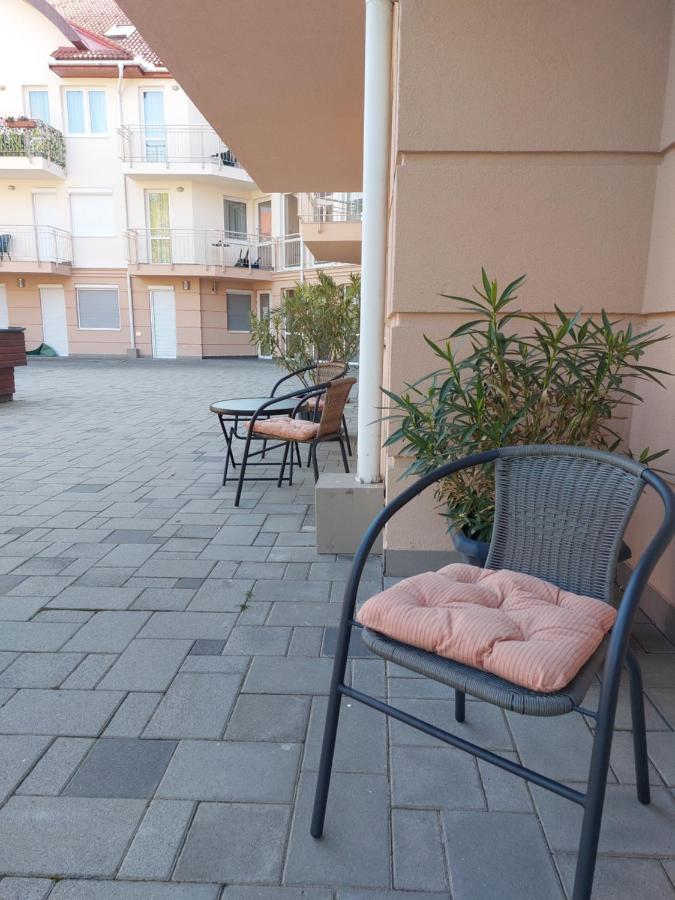 Myrelax Apartment - Hajdúszoboszló Kültér fotó