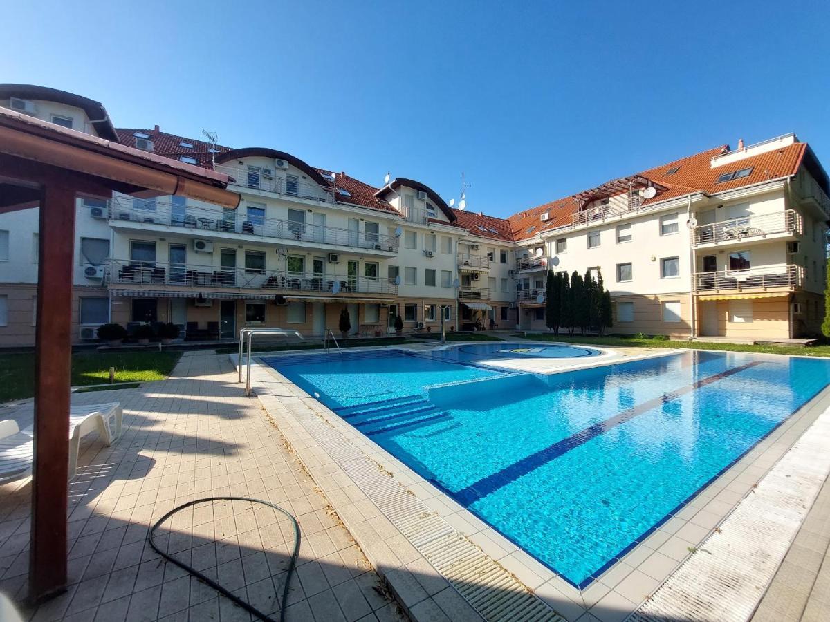 Myrelax Apartment - Hajdúszoboszló Kültér fotó