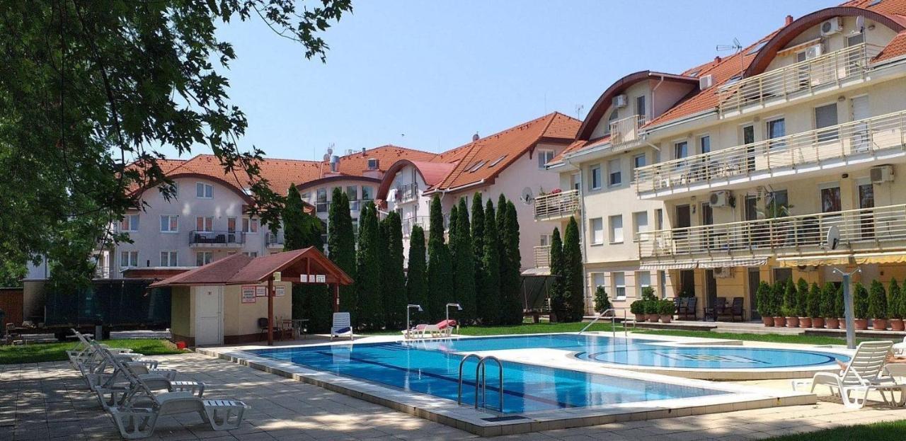 Myrelax Apartment - Hajdúszoboszló Kültér fotó