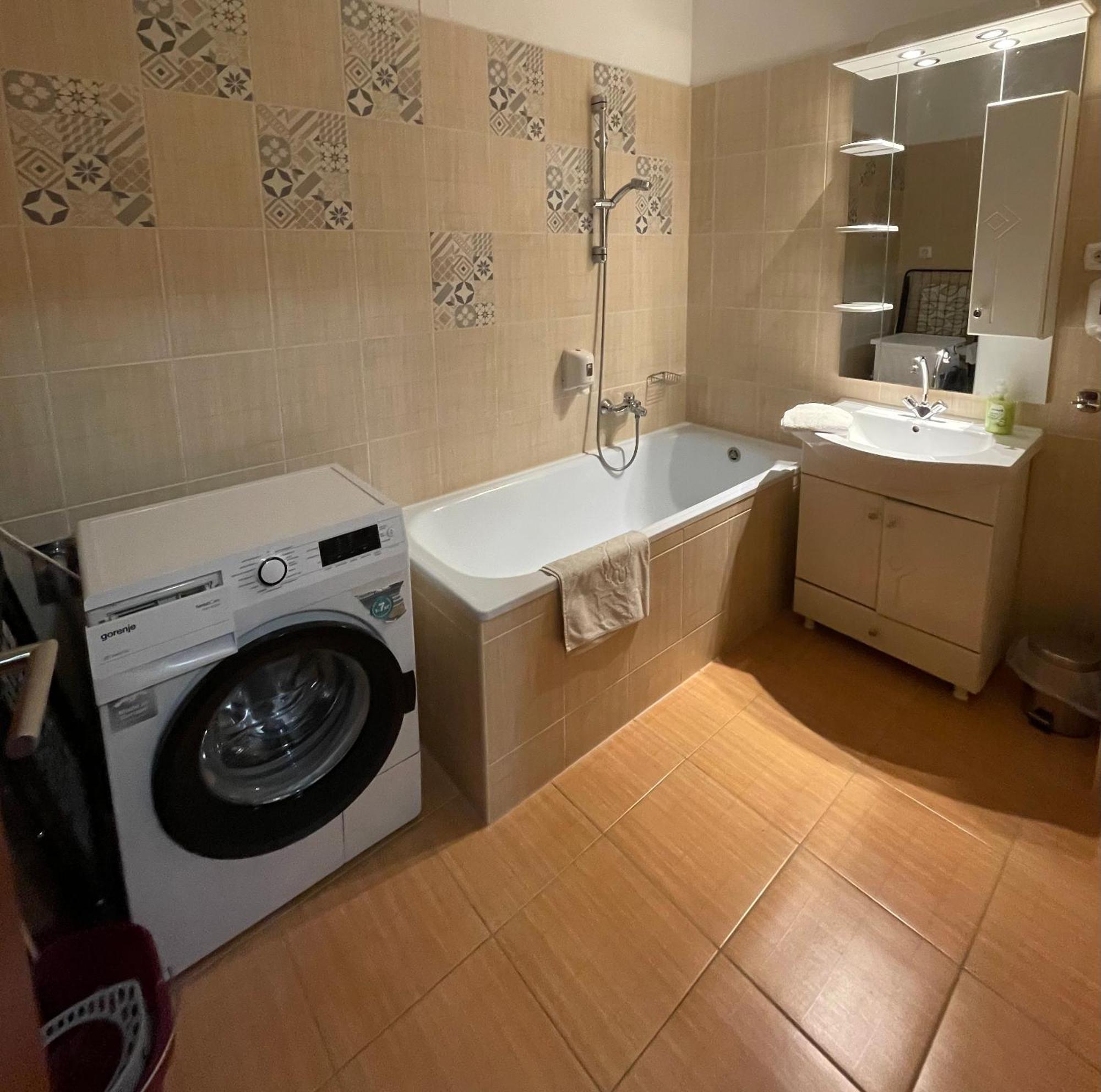 Myrelax Apartment - Hajdúszoboszló Kültér fotó